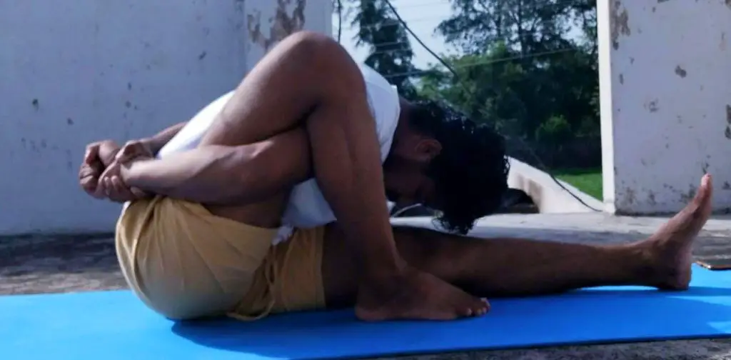 Yogacharya of Rishikesh Bhupendra Shuklesh practicing yoga